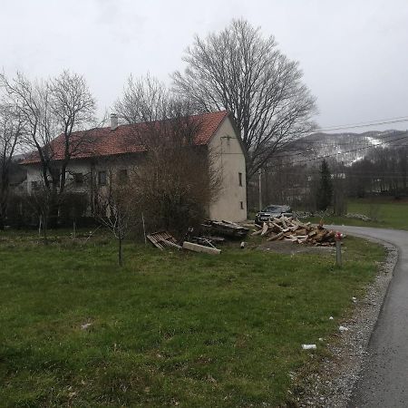 Apartma Burjuca Διαμέρισμα Ajdovščina Εξωτερικό φωτογραφία